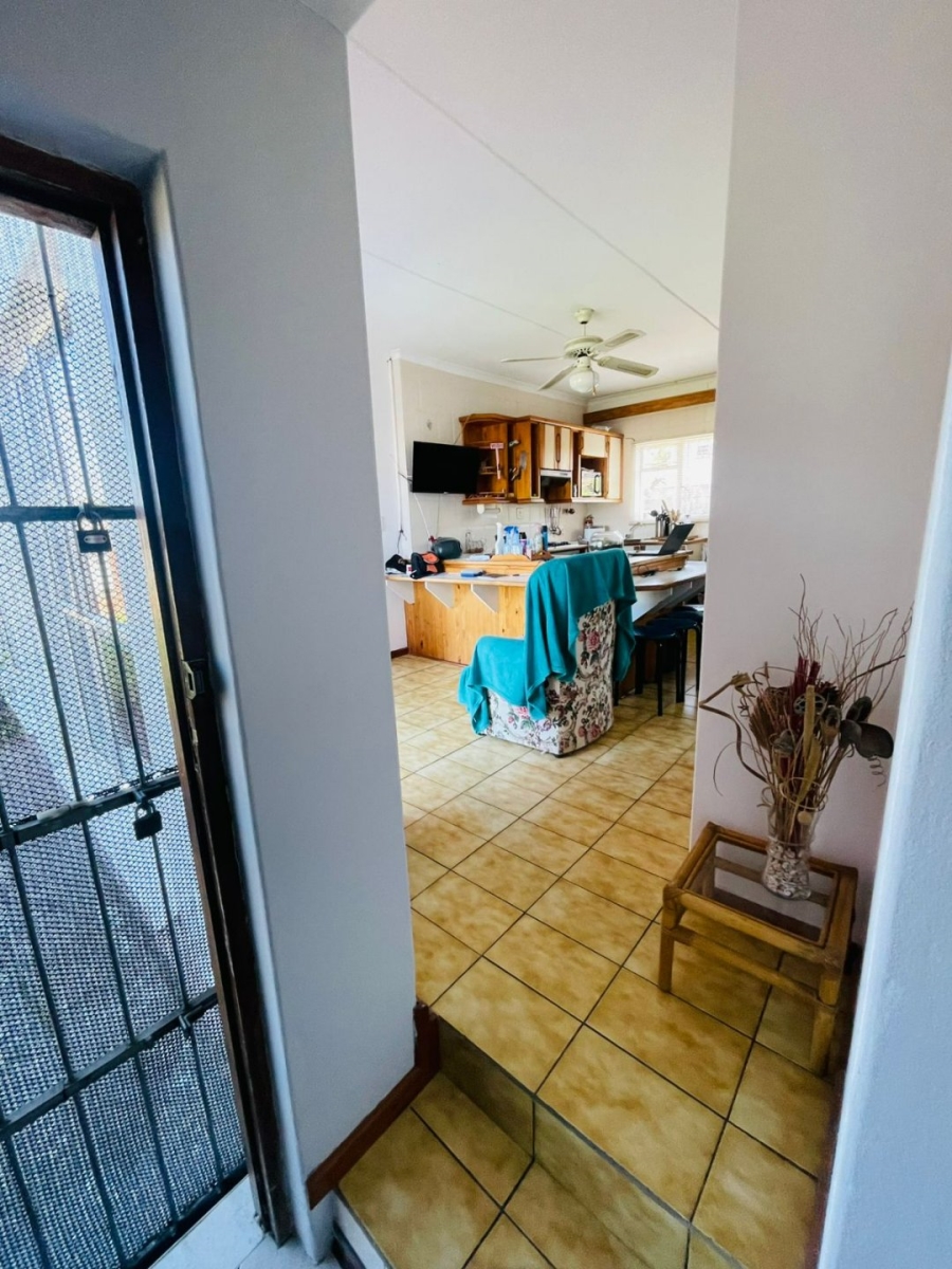 3 Bedroom Property for Sale in Amalinda Eastern Cape